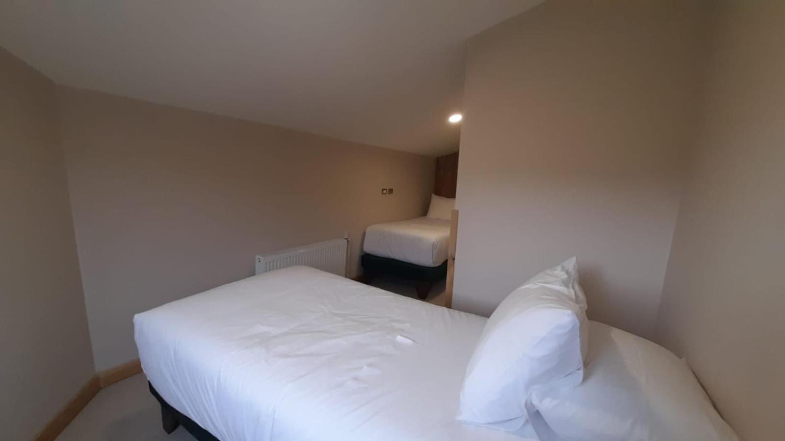 Calafate Apart Hotel Coyhaique Esterno foto